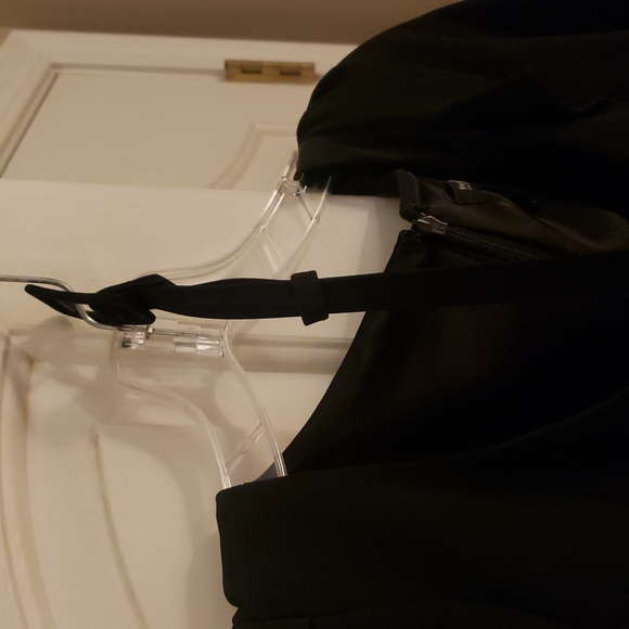 EUC White House Black Market Black Peplum top with ruffle detail and belt. - Picture 5 of 6